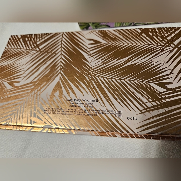 BRAND NEW 💥 Tarte Clay Play Volume 2 Eye & Cheek Pallete High Performance - Picture 7 of 7